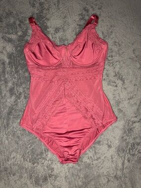 RACHEL Rachel Roy Rose Pink Lace Trim Bodysuit with Bra Top